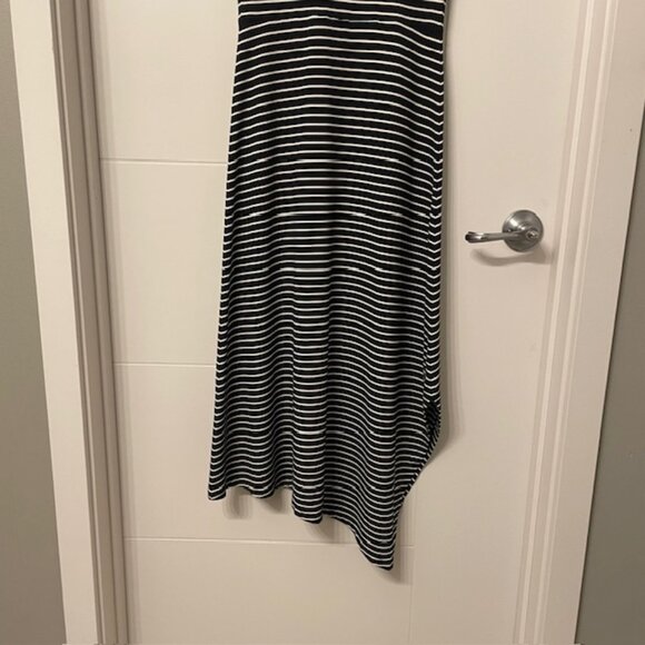 Club Monaco Short Sleeve Striped Asymmetrical Dress Black White Size Small - Picture 5 of 13